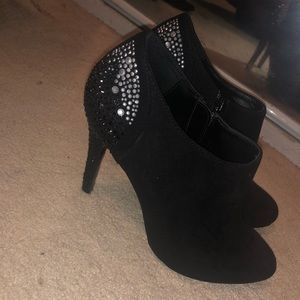 COPY - Aldo gem black heels